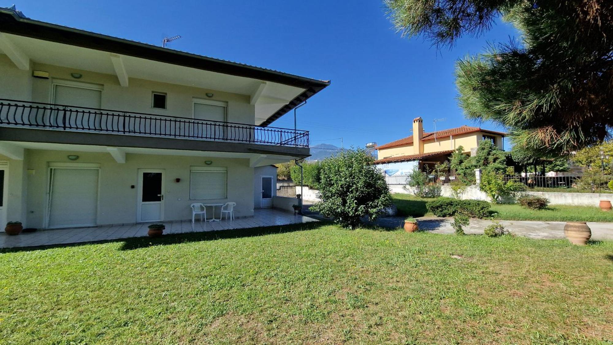 Modern Sea Villa In Leptokaria Exterior photo